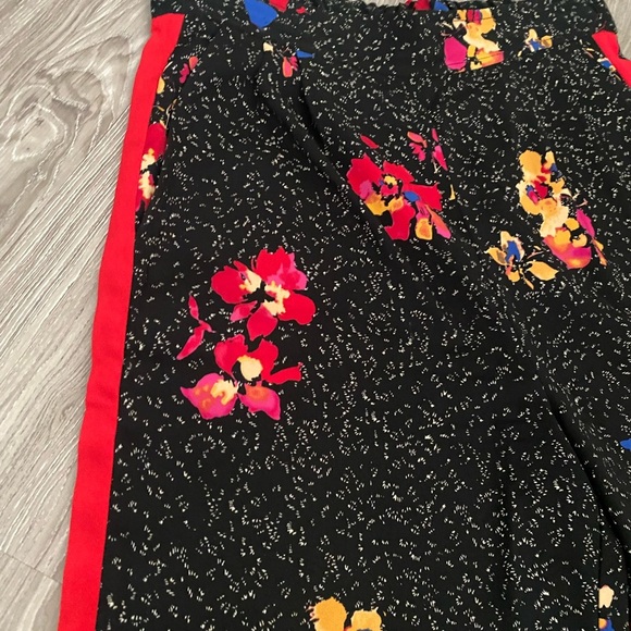 Floral Print Wide Leg Pant - Picture 3 of 6